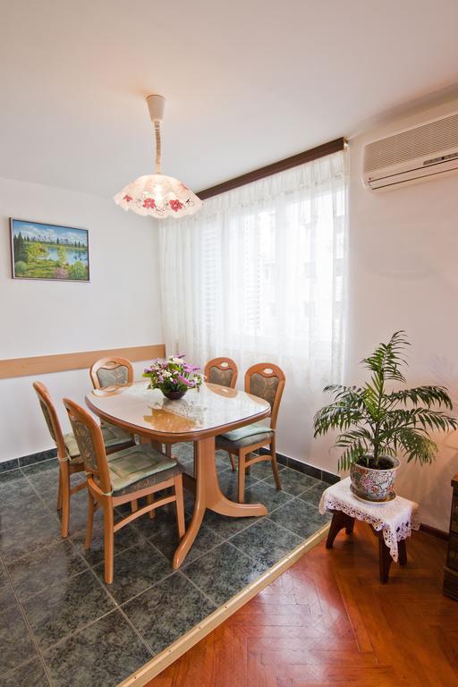 Apartment Tennis Split Phòng bức ảnh